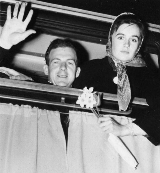 File:Lee Harvey Oswald03.jpg